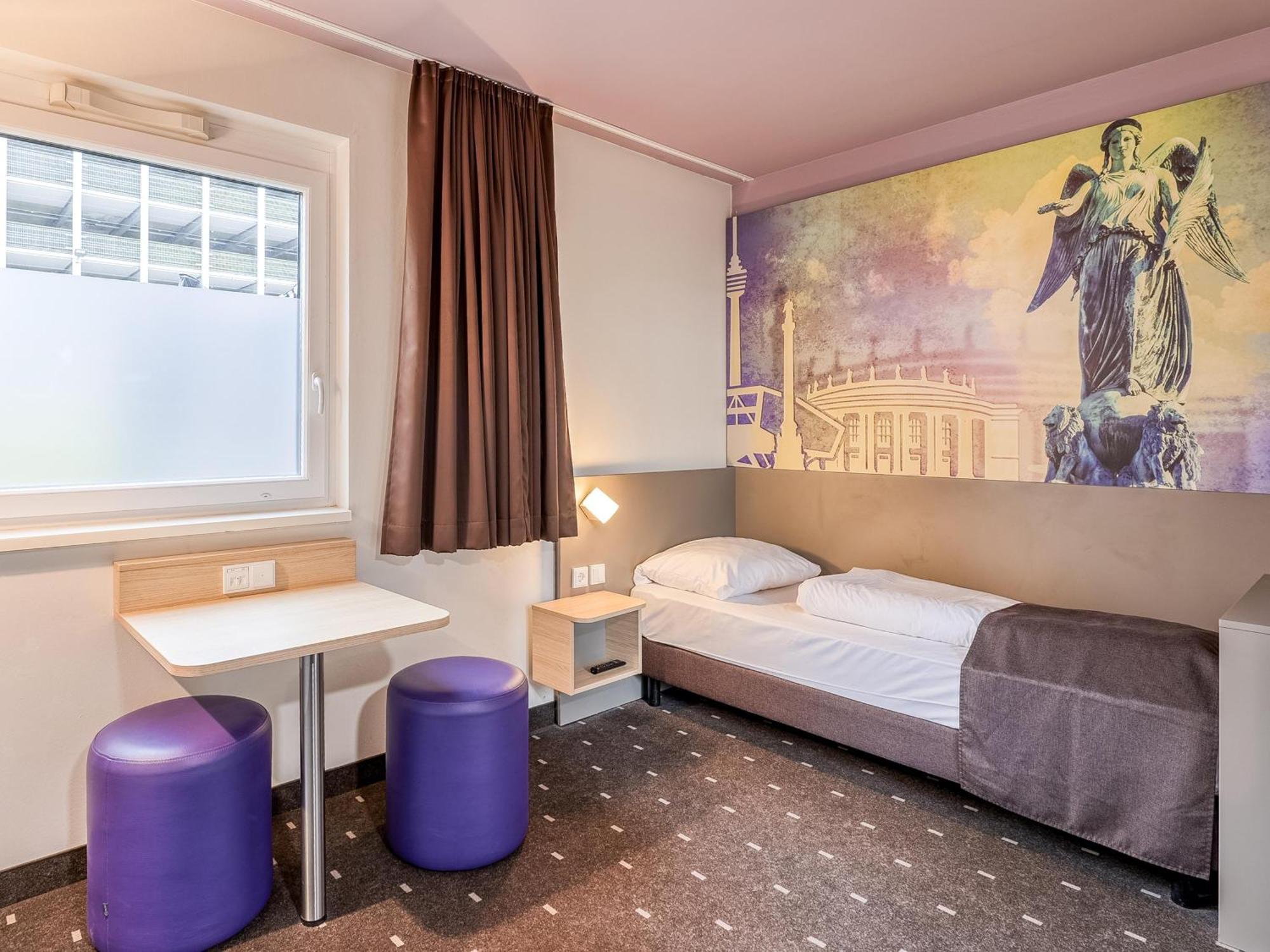 B&B Hotel Stuttgart-Vaihingen Luaran gambar